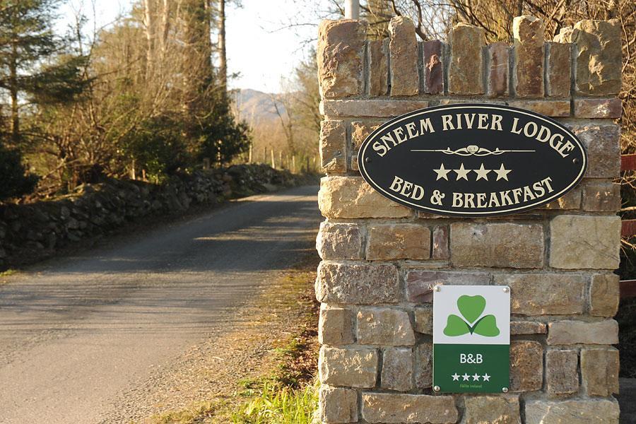 Sneem River Lodge Bed&Breakfast Exterior foto
